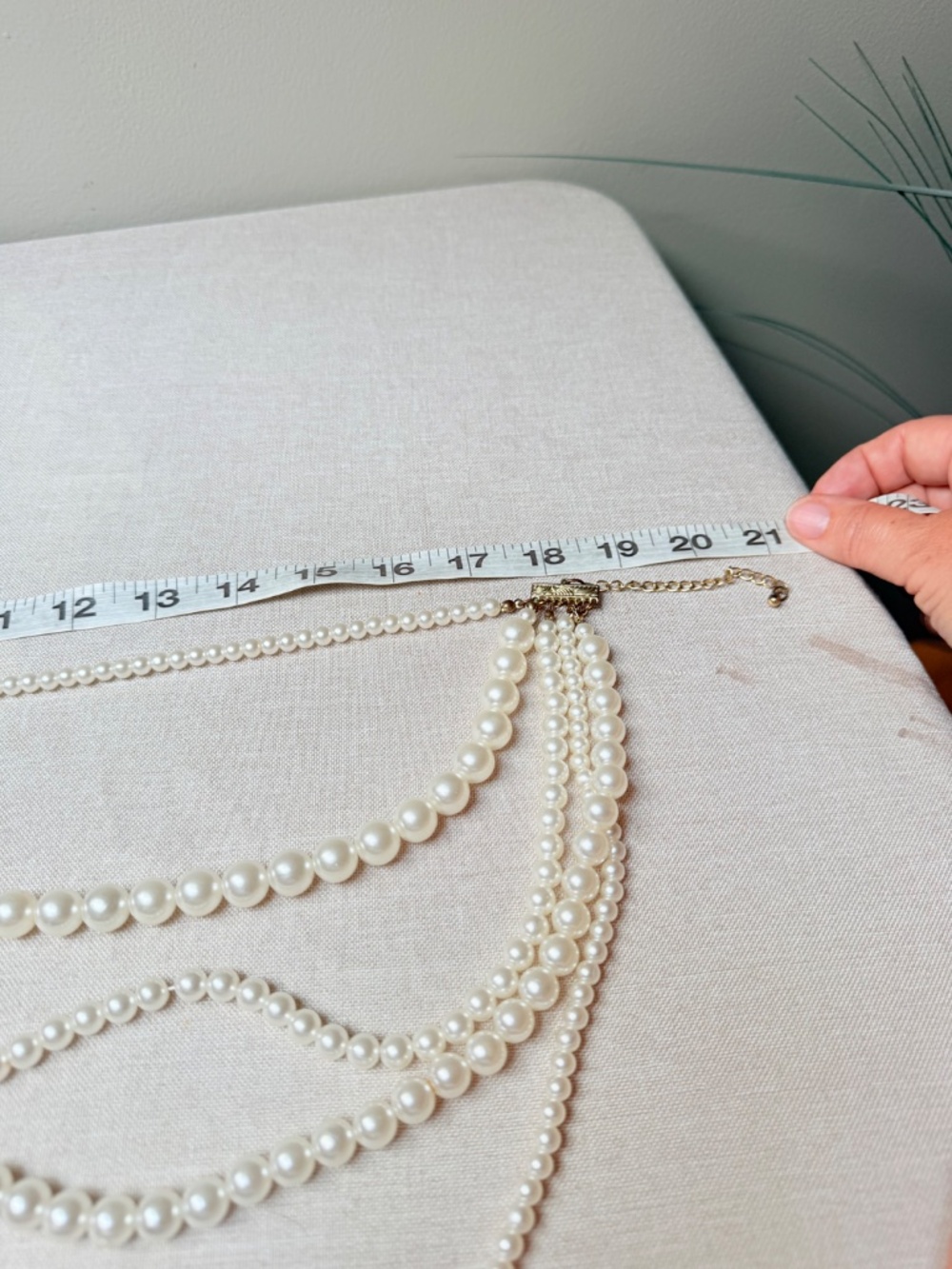 Vintage Multi Strand Faux Pearl Necklace - Picture 4 of 9